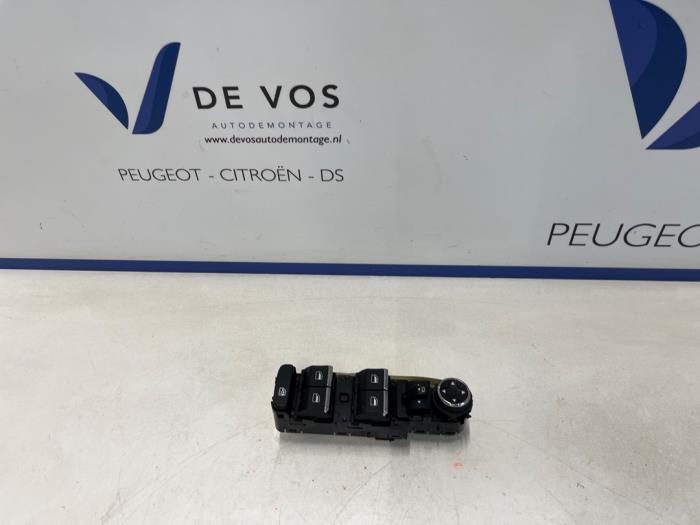 Usados Interruptor combinado de ventanillas Peugeot 508 (F3/FB/FH/FP) 1.6 16V Hybrid 225 Precio € 115,00 Norma de margen ofrecido por De Vos Onderdelen