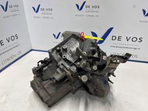 Used Gearbox Opel Crossland (X) 1.2 Turbo 12V Price € 950,00 Margin scheme offered by De Vos Onderdelen