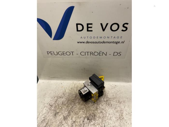 Usagé Bloc ABS Citroen C3 (SC) 1.6 16V VTi 120 Prix € 135,00 Règlement à la marge proposé par De Vos Onderdelen