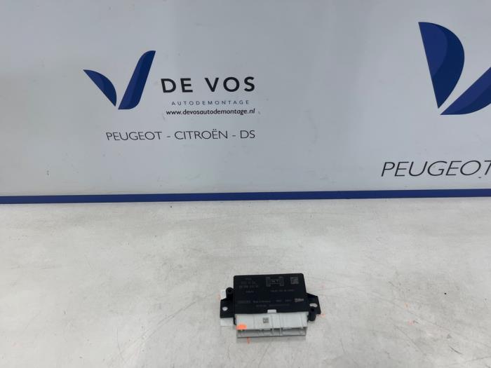 Begagnade PDC-modul Peugeot Expert (V1/VA/VB/VE/VF/VT/VY) 2.0 Blue HDi 145 16V Pris € 45,00 Marginaltabell erbjuds av De Vos Onderdelen