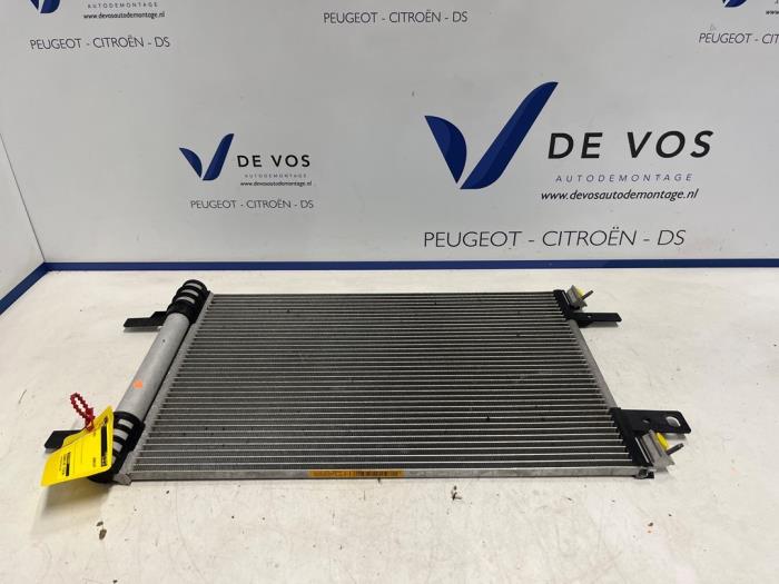 Usagé Radiateur clim Peugeot 308 SW (F4/FC/FN/FR) 1.2 12V PureTech 130 Prix € 100,00 Règlement à la marge proposé par De Vos Onderdelen