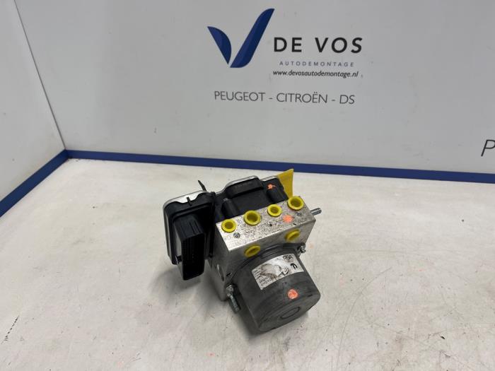 Begagnade ABS-pump Citroen C4 Berline (BA/BB/BC) ë-C4 54 kWh Pris € 350,00 Marginaltabell erbjuds av De Vos Onderdelen