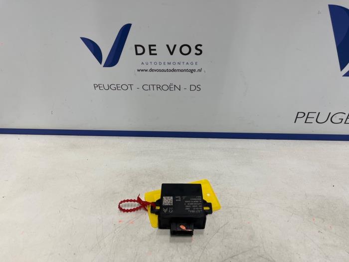 Used Computer height control Peugeot 208 II (UB/UH/UP) 1.2 Vti 12V PureTech 100 Price € 100,00 Margin scheme offered by De Vos Onderdelen