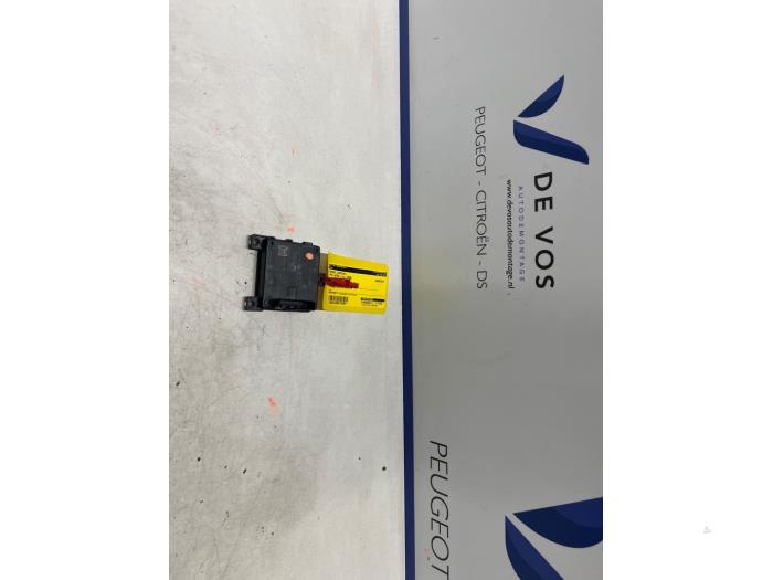 Begagnade Sensor (övriga) Opel Astra L (F3/FB/FM/FP) Pris € 250,00 Marginaltabell erbjuds av De Vos Onderdelen