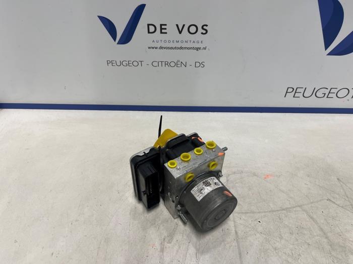 Begagnade ABS-pump Citroen C4 X (BD/BE/BF) ë-C4 X 54 kWh Pris € 450,00 Marginaltabell erbjuds av De Vos Onderdelen
