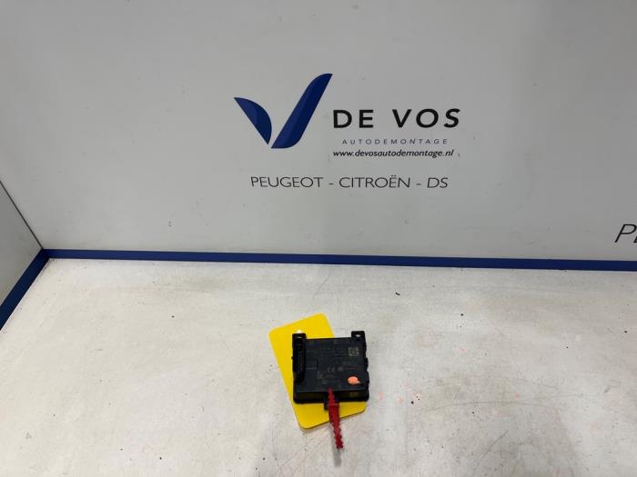 Begagnade Sensor (övriga) DS Automobiles DS 4 1.2 12V Hybrid 136 Pris € 250,00 Marginaltabell erbjuds av De Vos Onderdelen