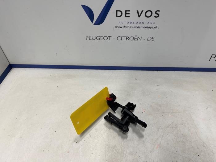 Begagnade Sensor (övriga) DS Automobiles DS 4 1.2 12V Hybrid 136 Pris € 30,00 Marginaltabell erbjuds av De Vos Onderdelen