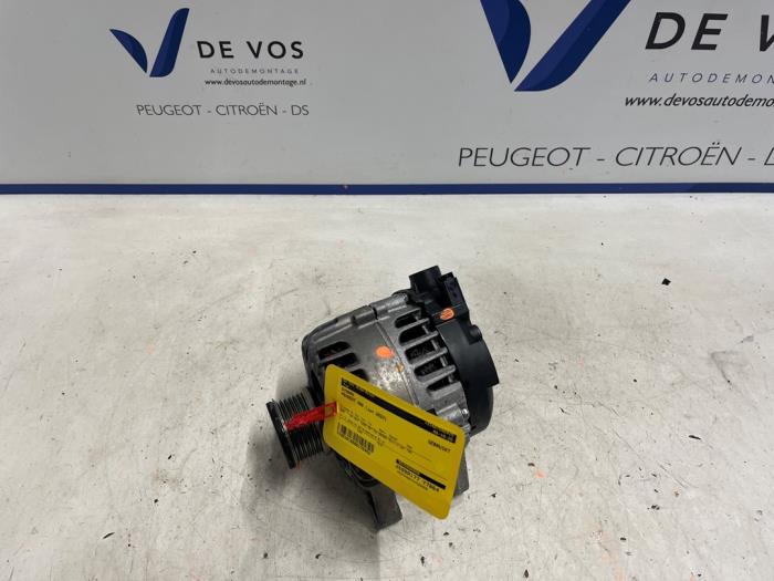 Begagnade Dynamo Peugeot 408 1.2 12V PureTech 130 Pris € 100,00 Marginaltabell erbjuds av De Vos Onderdelen