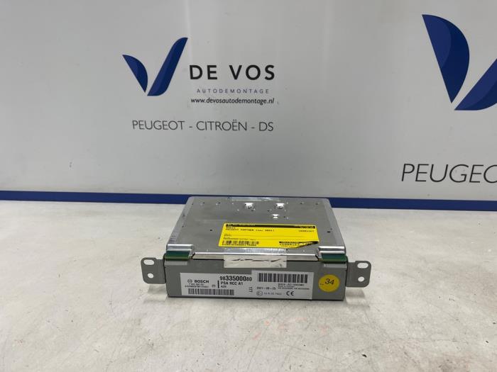 Begagnade Radio Peugeot Partner (EA//EF/EN/EU) 1.5 BlueHDi 75 Pris € 250,00 Marginaltabell erbjuds av De Vos Onderdelen