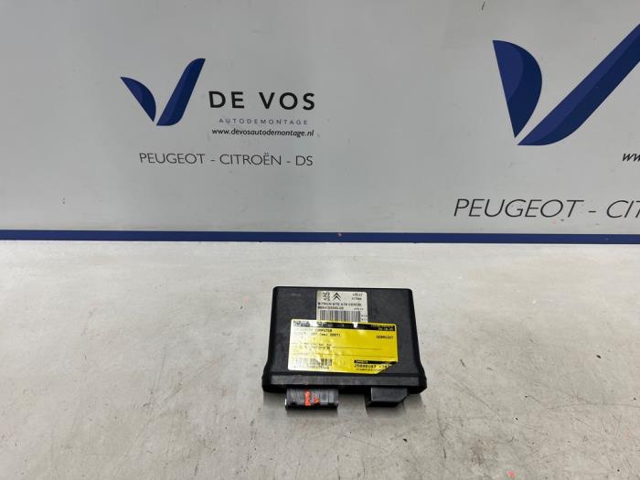 Used Convertible computer Peugeot 207 CC (WB) 1.6 16V Price € 160,00 Margin scheme offered by De Vos Onderdelen
