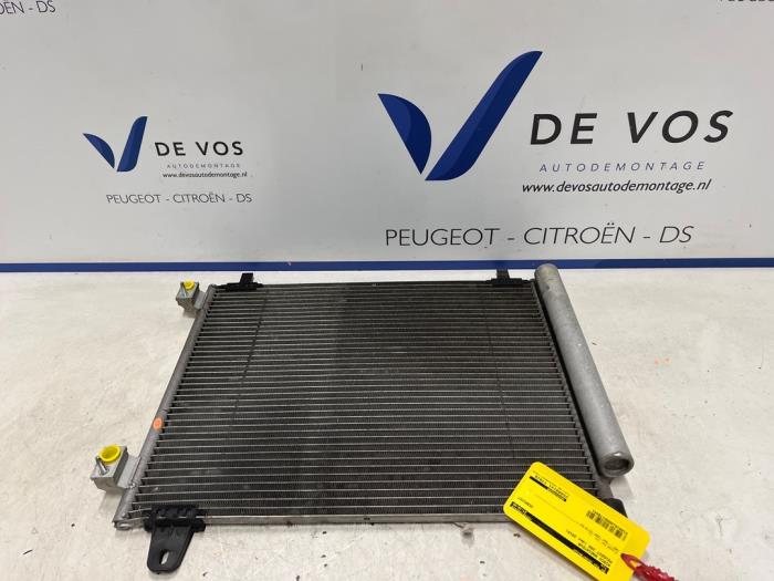 Usagé Radiateur clim Peugeot 208 II (UB/UH/UP) 1.2 Vti 12V PureTech 75 Prix € 135,00 Règlement à la marge proposé par De Vos Onderdelen