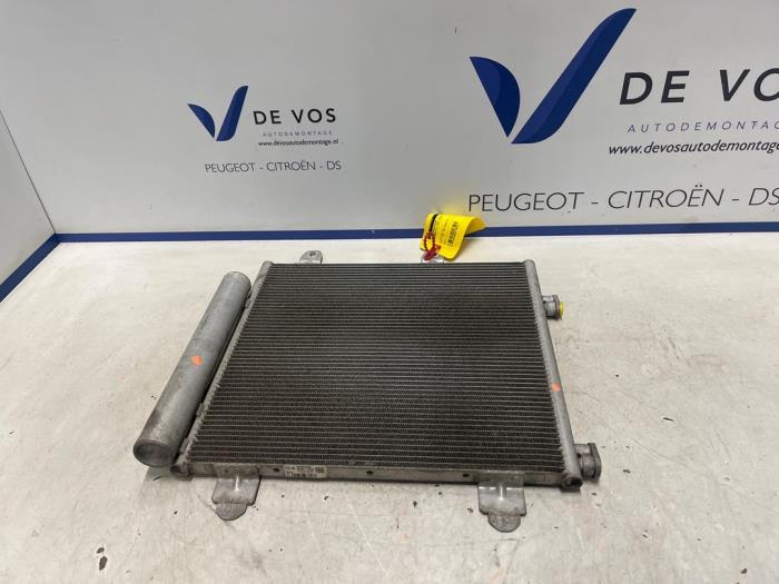 Usagé Radiateur clim Citroen C1 1.2 PureTech 82 12V Prix € 80,00 Règlement à la marge proposé par De Vos Onderdelen