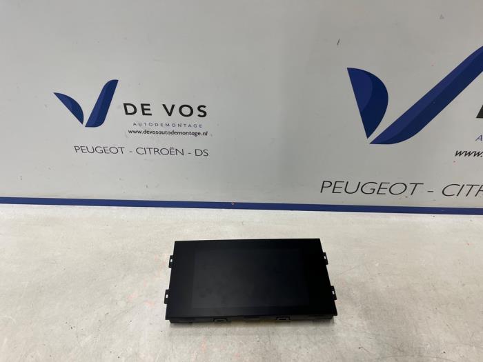 Begagnade Innerdisplay Opel Corsa F (UB/UH/UP) 1.2 12V 75 Pris € 300,00 Marginaltabell erbjuds av De Vos Onderdelen