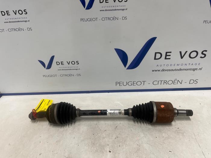 Gebrauchte Antriebswelle links vorne Peugeot Expert (V1/VA/VB/VE/VF/VT/VY) 2.0 Blue HDi 145 16V Preis € 180,00 Margenregelung angeboten von De Vos Onderdelen