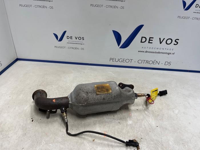 Usagé Catalyseur Peugeot 208 I (CA/CC/CK/CL) 1.2 Vti 12V PureTech Prix € 500,00 Règlement à la marge proposé par De Vos Onderdelen