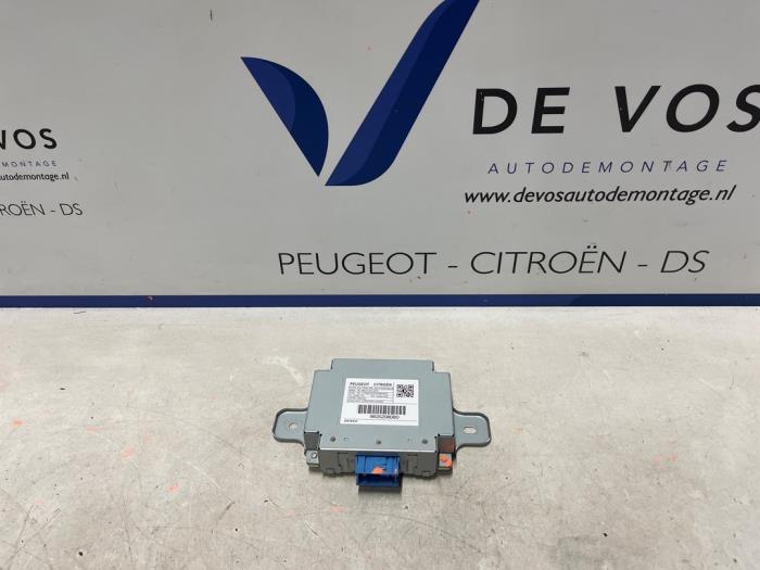Used Computer, miscellaneous Citroen C4 Berline (BA/BB/BC) 1.2 PureTech 130 12V Price € 180,00 Margin scheme offered by De Vos Onderdelen