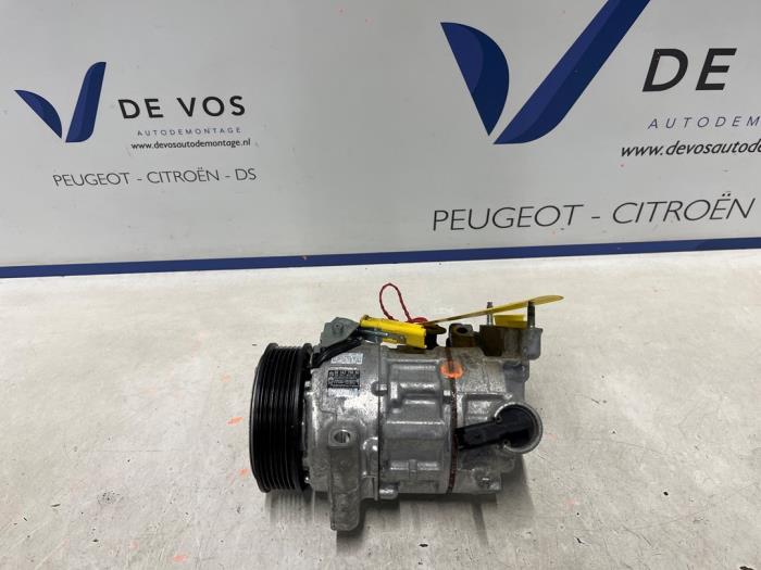 Usagé Compresseur de clim Peugeot 2008 (UD/UK/UR/US/UX) 1.2 VTi 12V PureTech 130 Prix € 160,00 Règlement à la marge proposé par De Vos Onderdelen