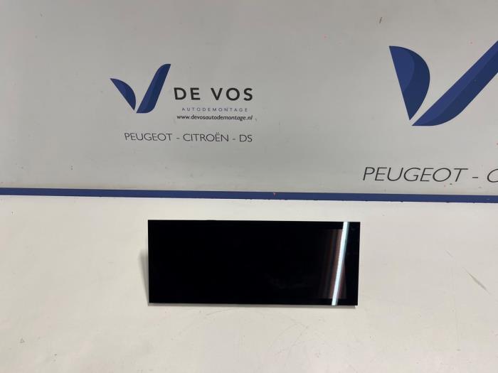 Begagnade Innerdisplay Peugeot 308 SW (F4/FC/FN/FR) e-308 54 kWh Pris € 300,00 Marginaltabell erbjuds av De Vos Onderdelen