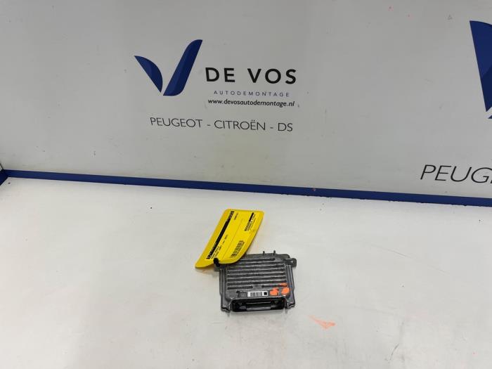 Usados Módulo de xenón Citroen Jumpy 2.0 Blue HDI 180 Precio € 70,00 Norma de margen ofrecido por De Vos Onderdelen