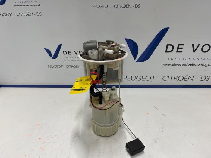 Usagé Pompe à carburant Citroen C1 1.0 12V Prix € 55,00 Règlement à la marge proposé par De Vos Onderdelen