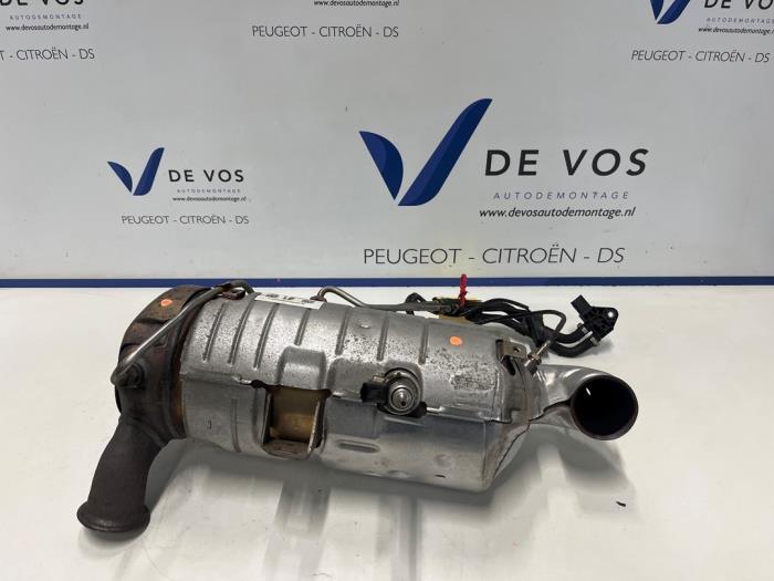 Gebrauchte Rußfilter Peugeot 2008 (CU) 1.5 BlueHDi 100 Preis € 400,00 Margenregelung angeboten von De Vos Onderdelen