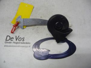 Usagé Avertisseur Citroen C3 Picasso (SH) 1.4 16V VTI 95 Prix € 15,00 Règlement à la marge proposé par De Vos Autodemontagebedrijf