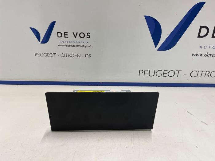 Gebrauchte Radio Opel Corsa F (UB/UH/UP) 1.2 12V 75 Preis € 450,00 Margenregelung angeboten von De Vos Onderdelen