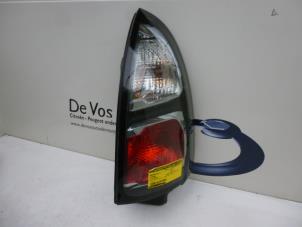 Usagé Feu arrière droit Citroen C3 Picasso (SH) 1.6 HDi 90 Prix € 35,00 Règlement à la marge proposé par De Vos Autodemontagebedrijf