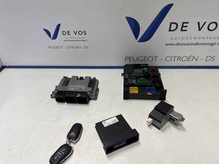 Engine management computer Citroen C4 Picasso (3D/3E), 2013 / 2018 1.6 16V VTi 120, MPV, Petrol, 1.598cc, 88kW (120pk), FWD, EP6C; 5FS, 2013-02 / 2018-03, 3D5FS; 3E5FS (Used)