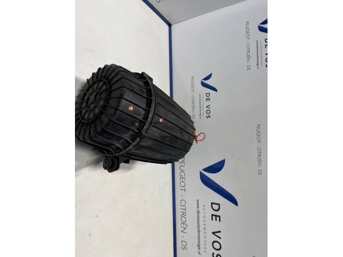 Gebrauchte Luftfiltergehäuse Peugeot Boxer (U9) 2.0 BlueHDi 160 Preis € 90,00 Margenregelung angeboten von De Vos Onderdelen