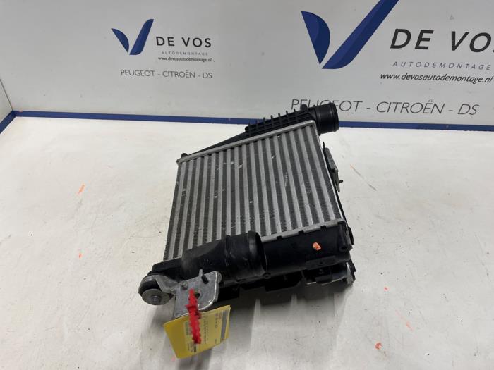Usados Intercooler Peugeot 408 Precio € 160,00 Norma de margen ofrecido por De Vos Onderdelen