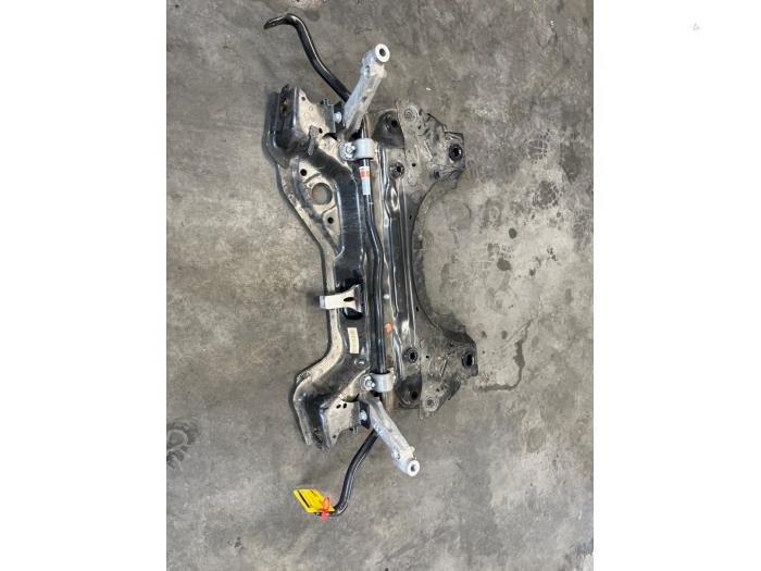 Used Subframe DS Automobiles DS 7 1.6 16V E-Tense 300 4x4 Price € 250,00 Margin scheme offered by De Vos Onderdelen