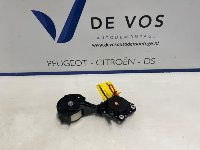 Usados Rodillo tensor correa múltiple DS Automobiles DS 7 1.6 16V E-Tense 300 4x4 Precio € 55,00 Norma de margen ofrecido por De Vos Onderdelen