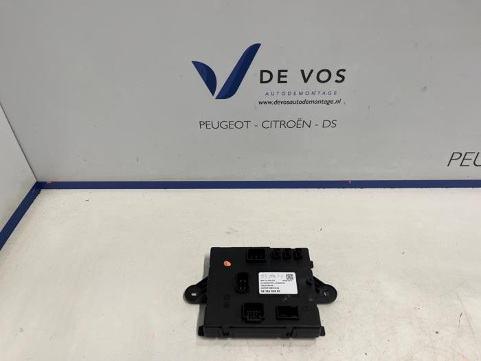 Used Computer, miscellaneous DS Automobiles DS 7 1.6 16V E-Tense 300 4x4 Price € 70,00 Margin scheme offered by De Vos Onderdelen