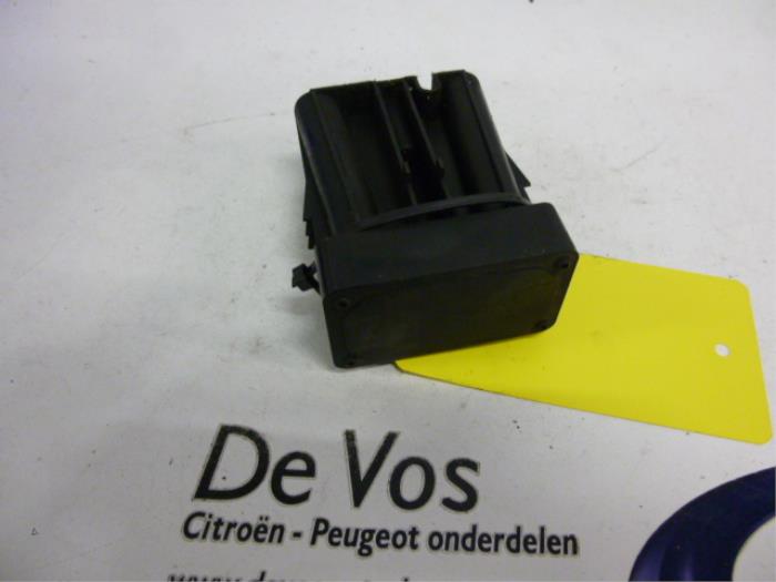 Sensor (sonstige) van een Citroën C6 (TD) 2.7 HDiF V6 24V 2006
