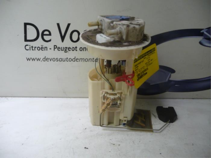 Usagé Pompe à carburant Citroen Xantia (X2/X7) 1.8i Prix € 45,00 Règlement à la marge proposé par De Vos Onderdelen
