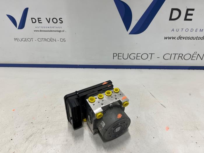 Gebrauchte ABS Pumpe Opel Mokka 1.2 Turbo 12V Preis € 350,00 Margenregelung angeboten von De Vos Onderdelen