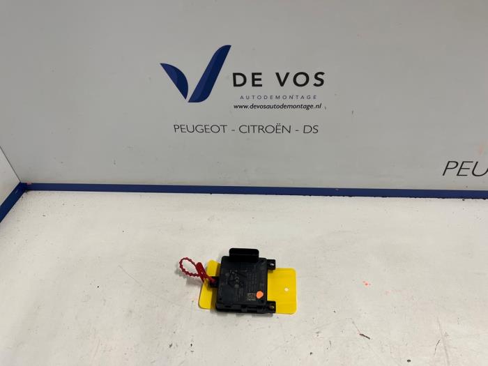 Begagnade Sensor (övriga) Opel Astra L Sports Tourer (F4/FC/FN/FR) 1.6 Plug-in Hybrid Turbo 16V Pris på förfrågan erbjuds av De Vos Onderdelen