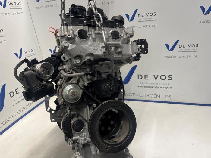 Engine from a Peugeot 308 (L3/L8/LB/LH/LP) 1.2 12V e-THP PureTech 110 2018