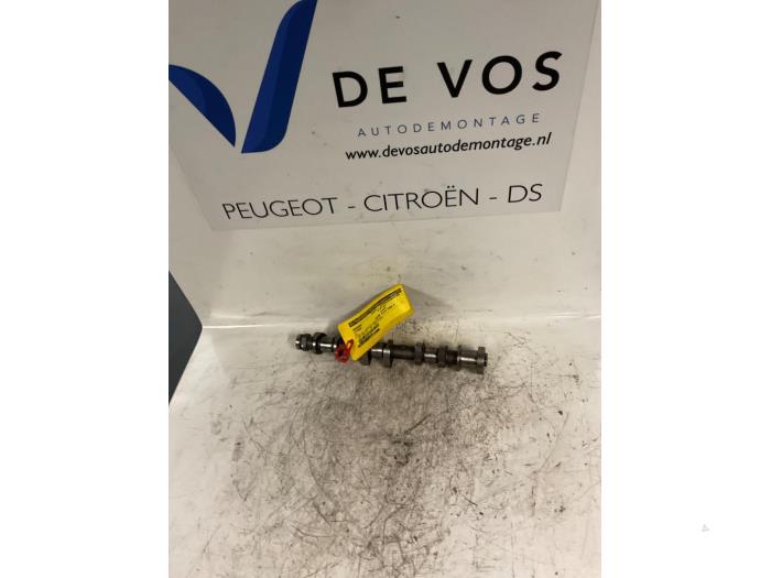 Usagé Arbre à cames Citroen C1 1.0 12V Prix € 90,00 Règlement à la marge proposé par De Vos Onderdelen