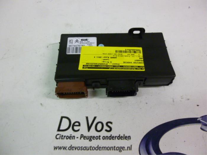 Usagé Ordinateur divers Peugeot 308 CC (4B) 2.0 HDi 16V Euro 5 FAP Prix € 90,00 Règlement à la marge proposé par De Vos Onderdelen
