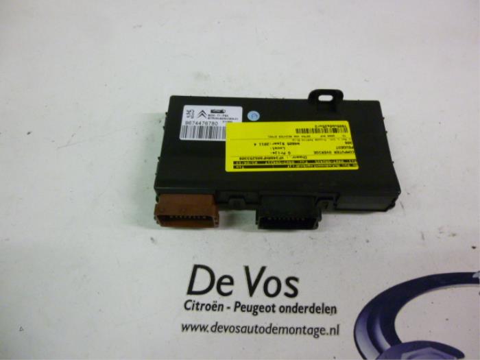 Usagé Ordinateur divers Peugeot 308 CC (4B) 2.0 HDi 16V Euro 5 FAP Prix € 90,00 Règlement à la marge proposé par De Vos Onderdelen