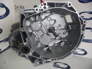 Używane Skrzynia biegów Peugeot 3008 I (0U/HU) 1.6 HDiF 16V Cena € 1.150,00 Procedura marży oferowane przez De Vos Autodemontagebedrijf