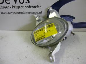 Used Spotlight, left Peugeot 206 (2A/C/H/J/S) 1.4 16V Price € 25,00 Margin scheme offered by De Vos Autodemontagebedrijf