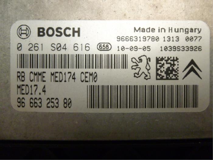 Used Engine management computer Peugeot 3008 I (0U/HU) 1.6 16V THP 155 Price € 350,00 Margin scheme offered by De Vos Onderdelen