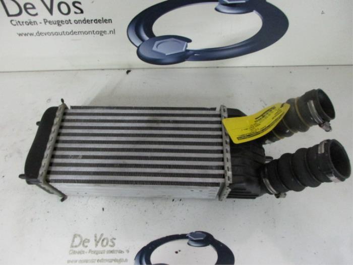 Usagé Intercooler Peugeot 207 Prix € 100,00 Règlement à la marge proposé par De Vos Onderdelen