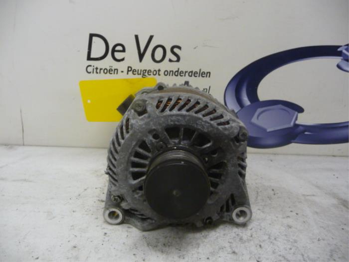 Used Dynamo Citroen C4 Picasso (UD/UE/UF) 2.0 HDiF 16V 135 Price € 70,00 Margin scheme offered by De Vos Onderdelen