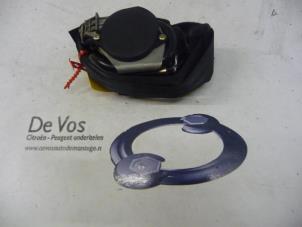 Used Seatbelt tensioner, left Citroen C4 Coupé (LA) 1.4 16V Price € 80,00 Margin scheme offered by De Vos Autodemontagebedrijf