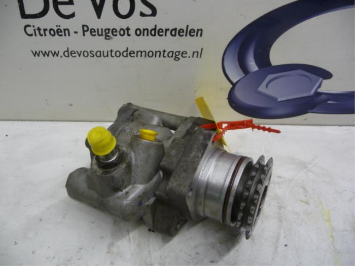 Usagé Pompe de direction Citroen Jumper (U9) 3.0 HDi 155 Euro 5 Prix € 150,00 Règlement à la marge proposé par De Vos Onderdelen