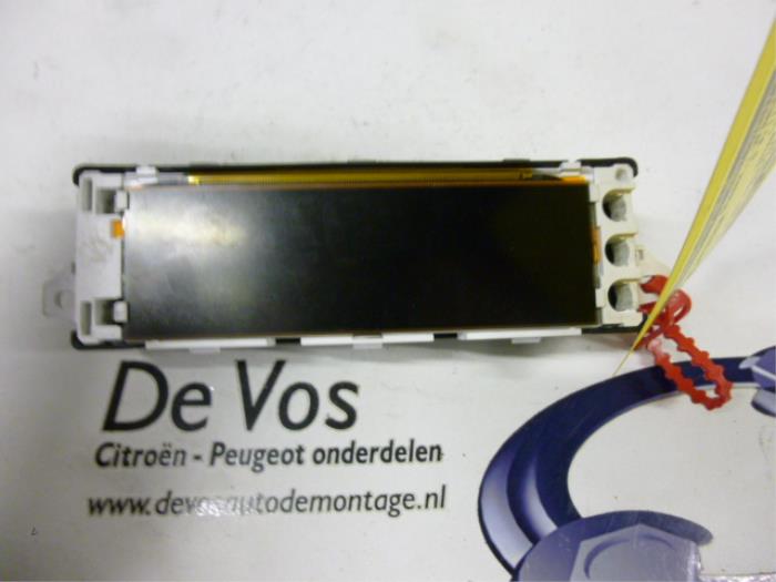 Begagnade Innerdisplay Peugeot 207/207+ (WA/WC/WM) 1.4 16V Vti Pris € 55,00 Marginaltabell erbjuds av De Vos Onderdelen